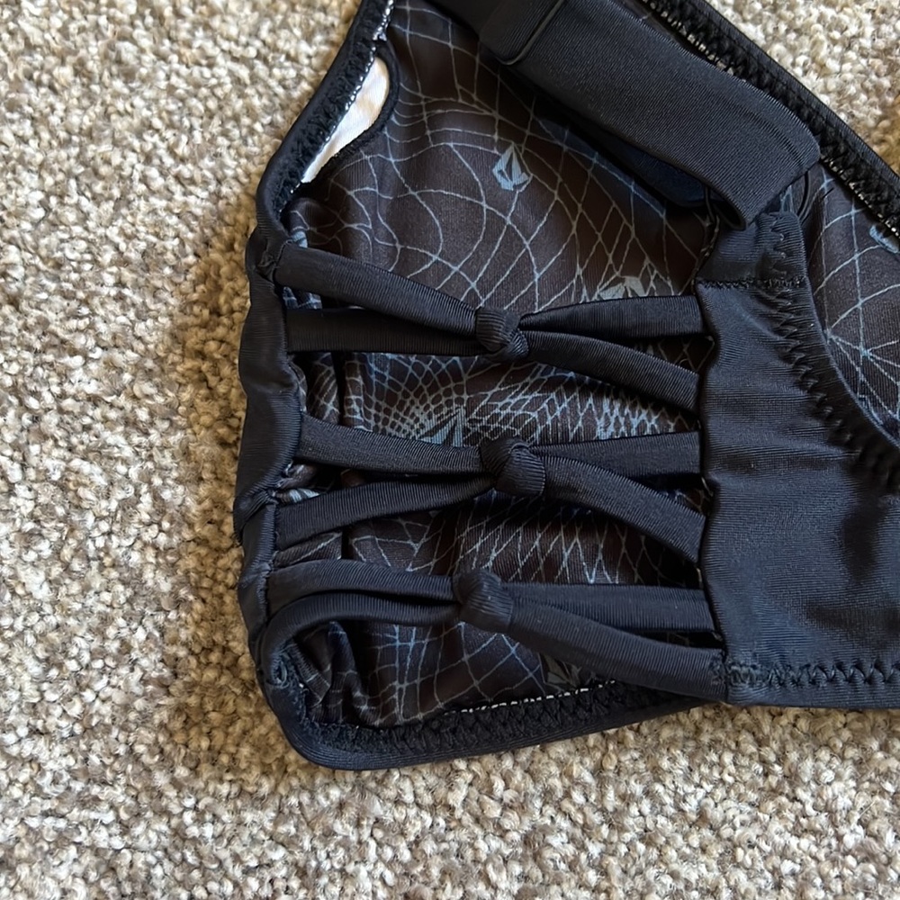Volcom Bikini Top - Picture 4 of 4